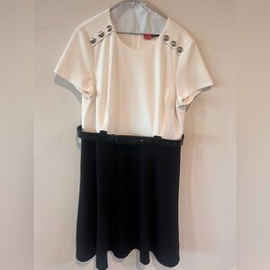 Karl Lagergield- PARIS 
Black and white dress w/ belt with silver buttons sz-14